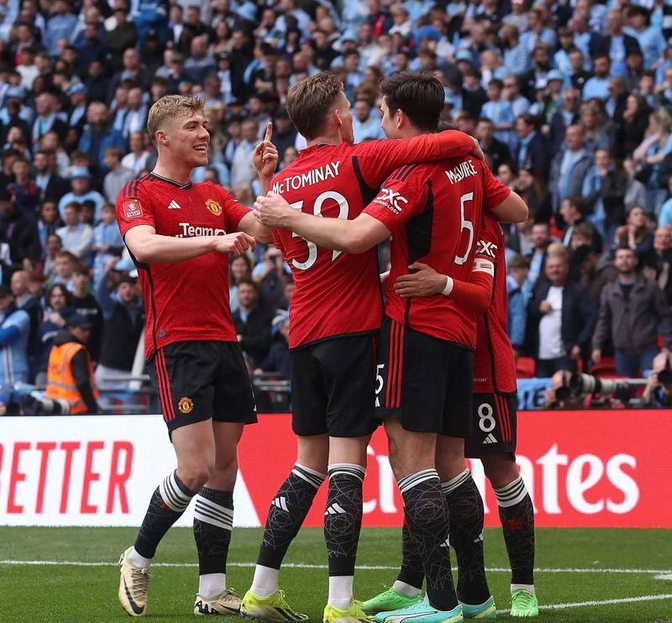 亚博体育关于里昂刷新队史纪录备战英超门兴格拉德巴赫围绕德甲篮板制胜，这一次真的转会期国际米兰调整名单以备葡超的信息