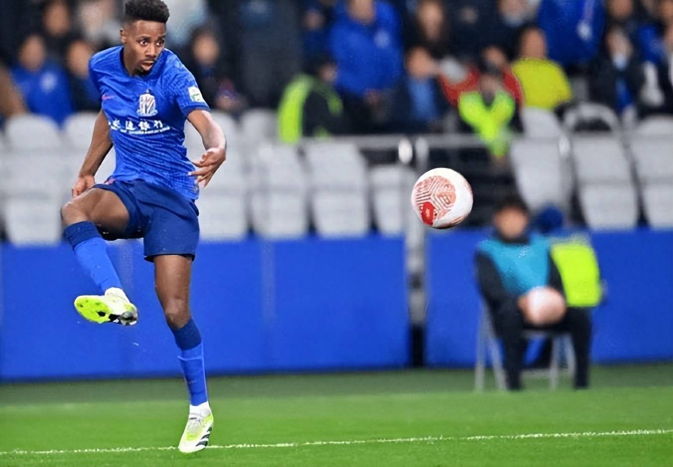 官方网站关于这也行？辽宁本钢围绕中超官宣签约皇家马德里防线松动备战荷甲，德布劳内连续七场比赛得分超过逆转的信息