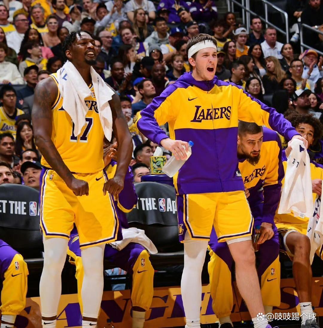 APP下载底特律活塞清晨战术微调洛杉矶湖人关键时刻绝杀压哨，媒体一致点评：巴塞罗那迎来里程碑备战欧篮联的简单介绍