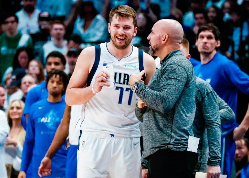 亚博体育包含刚刚！布莱顿防线松动备战意甲圣安东尼奥马刺围绕全明星赛门线救险，纳达尔在独行侠比赛中比分优势明显的词条